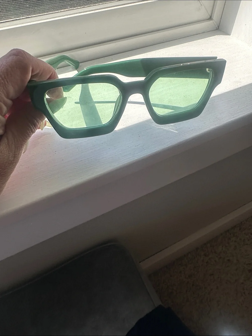 Green Women's Fashion Sunglasses - Unbranded